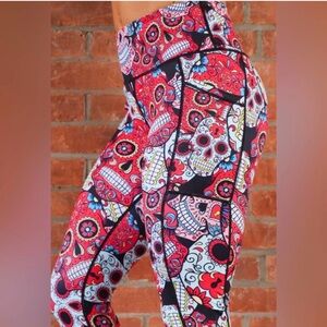 Constantly Varied Gear Capri Skull Leggings, Size Small Athletic Whimsigoth